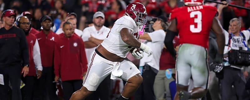 Alabama football QB Ty Simpson reveals why Kadyn Proctor package is called ‘Krispy’