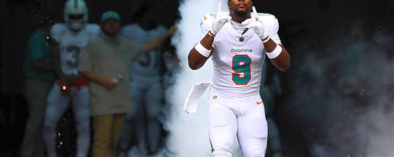 Steelers’ Jonnu Smith reacts to Dolphins trade