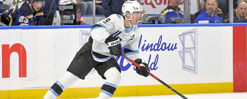 Clayton Keller’s emotional reaction to classy Blues gesture