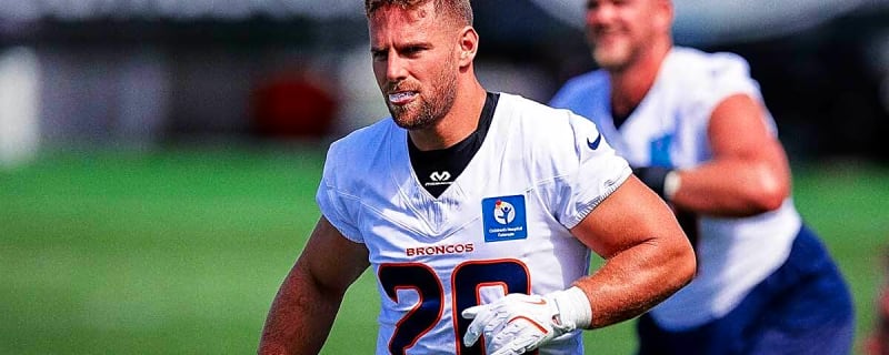Broncos fullback suffers preseason practice injury