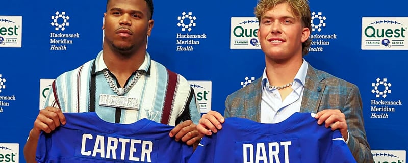 Giants OT downplays locker room division after Jaxson Dart introduced Donald Trump