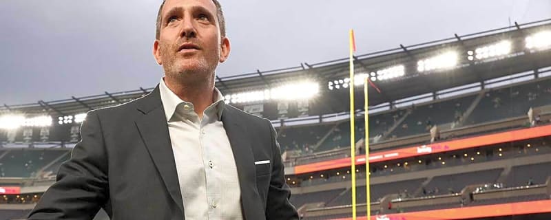 Stephen A. Smith calls out Eagles’ Howie Roseman for not addressing Jalen Hurts’ blood clots