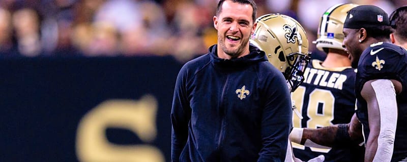 Derek Carr sparks Vikings buzz while clearing up un-retirement rumors