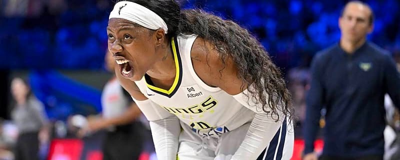 Arike Ogunbowale reveals why Wings was especially motivated vs. Fever