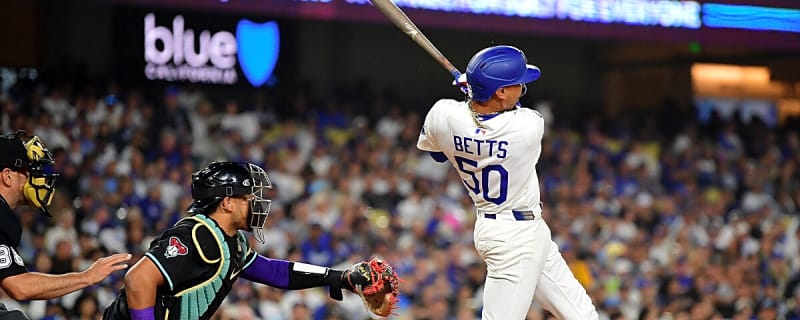 Mookie Betts watches final strike in brutal Dodgers loss to Red Sox