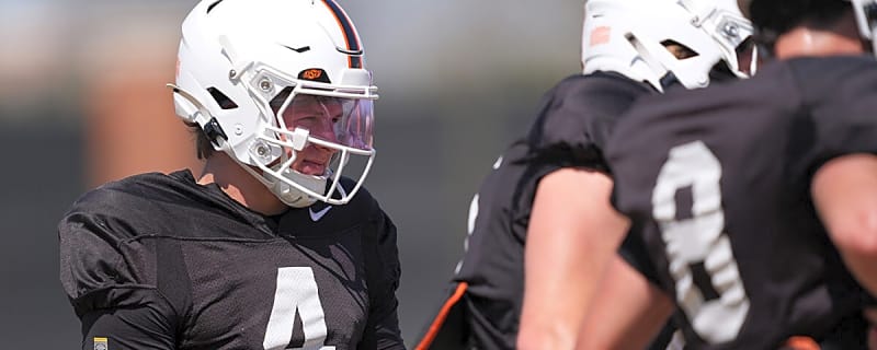 Oklahoma State football makes big QB decision as season begins