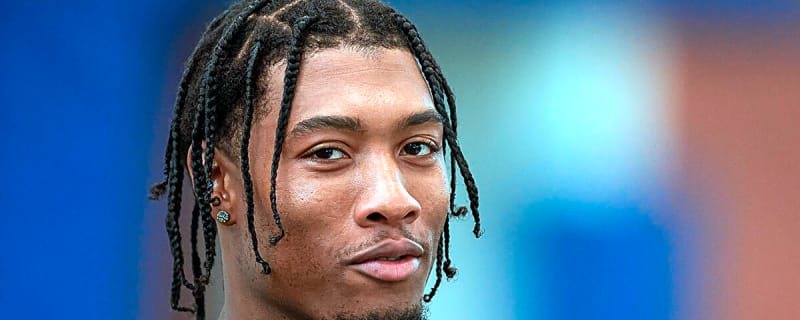 Panthers sign former 1st-round pick to active roster