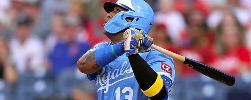 Royals’ Salvador Perez hits two huge milestones with one swing vs. Phillies