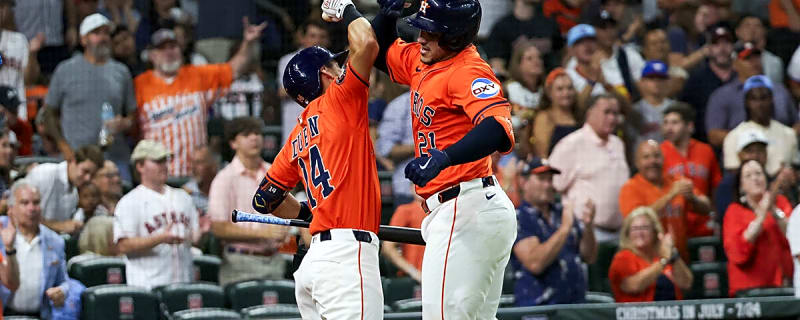 Astros SS Mauricio Dubón punishes Rangers with solo homer