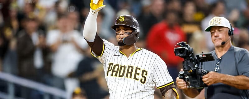 Padres bring back World Series champion, but there’s a catch