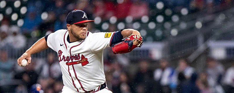Braves reliever reveals possible injury timeline