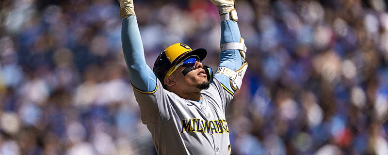 Brewers walk off Yankees in OT with clutch William Contreras hit