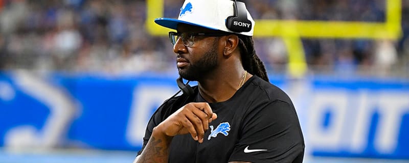 Dolphins request interview with ex-LB-turned-Lions DC Kelvin Sheppard