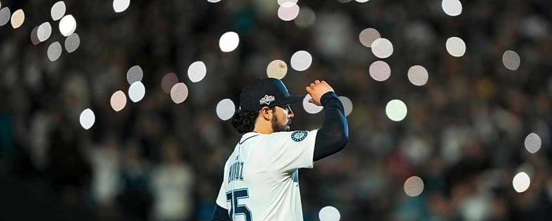 Andrés Muñoz breaks down mindset amid Mariners’ offensive explosion