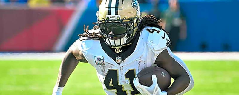 Saints’ Alvin Kamara misses practice before Dolphins game with multiple injuries
