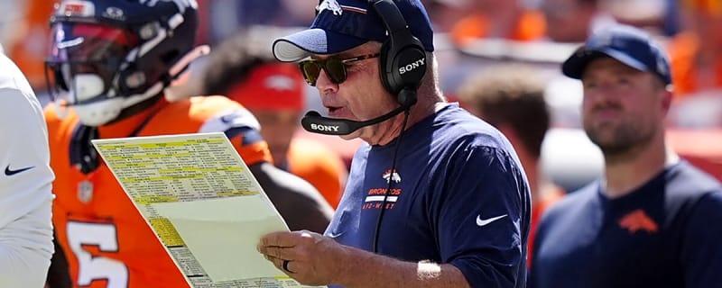 Broncos grab attention with QB move before Week 7 vs. Giants
