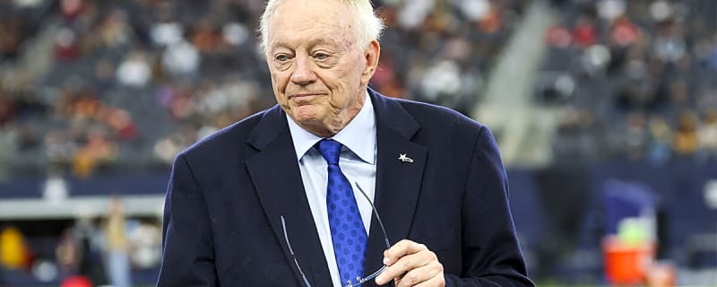 Cowboys create $13 million in cap space with $33 million contract restructure