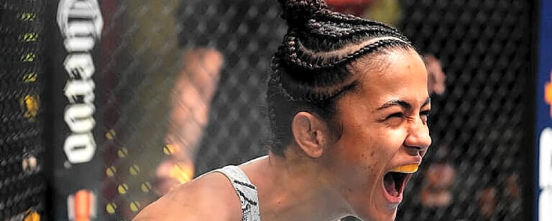 Natália Silva defeats Alexa Grasso, extends winning streak at UFC 315