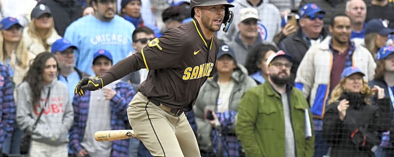 Padres reinstate outfielder ahead of Pirates series