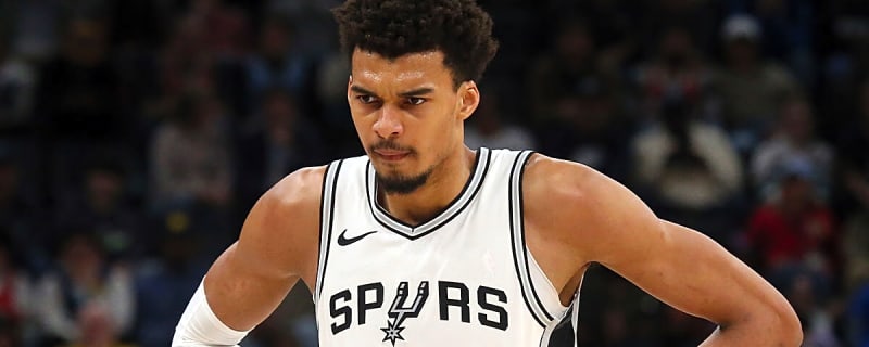 Wemby shares photo of Hakeem Olajuwon workout as part of ‘summer shenanigans’