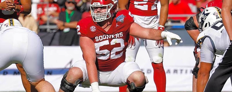 Oklahoma football center out for season with injury
