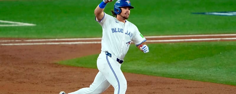 Blue Jays’ Addison Barger launches huge 2-run HR in must-win ALCS Game 6