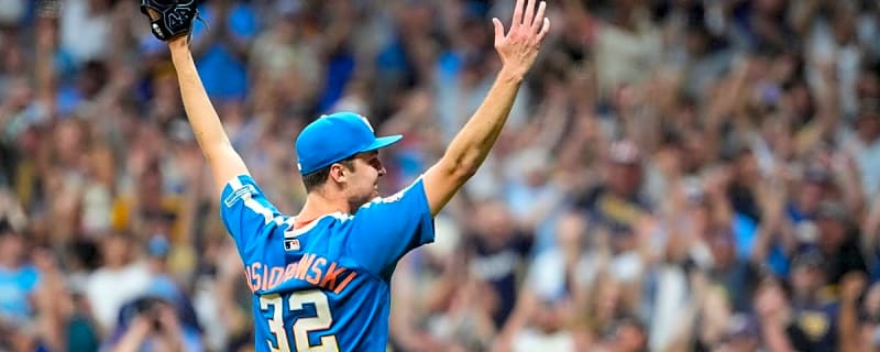 Brewers Teammates Share NL Player of the Week Honors