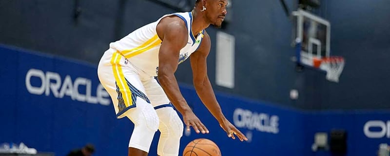 Watch Warriors’ Jimmy Butler jack up 3s during his ACL recovery
