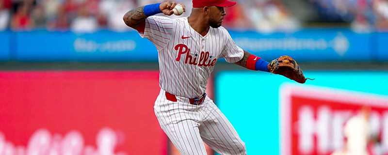 Edmundo Sosa exits Phillies Wild Card Series Game 2 with injury