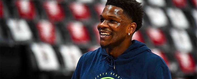 Watch Anthony Edwards’ incredible reaction to seeing Jonathan Kuminga