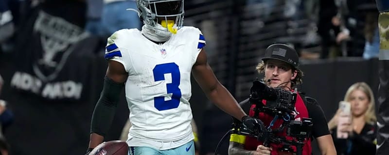 George Pickens' Golf Swing Had His Cowboys Teammates In Tears