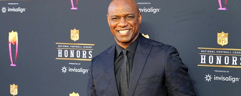 Walter Payton's Son Crushed By Death Of Chicago Bears Legend