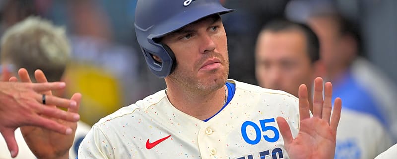 Dodgers’ first baseman Freddie Freeman’s lingering knee injury gets big update
