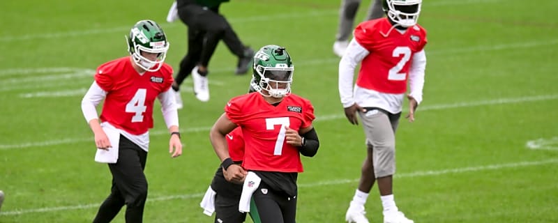Jets Urged To Sign Receiver &#39;Reliability&#39; for Questionable Unit