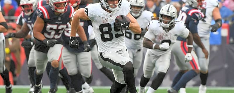 3 Stats that Prove Brock Bowers is the Best Tight End in the NFL