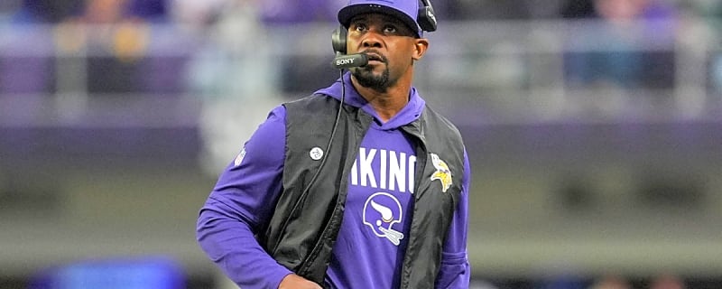 Why Dan Orlovsky gives Vikings’ Brian Flores all the credit after handling Ben Johnson, Bears offense