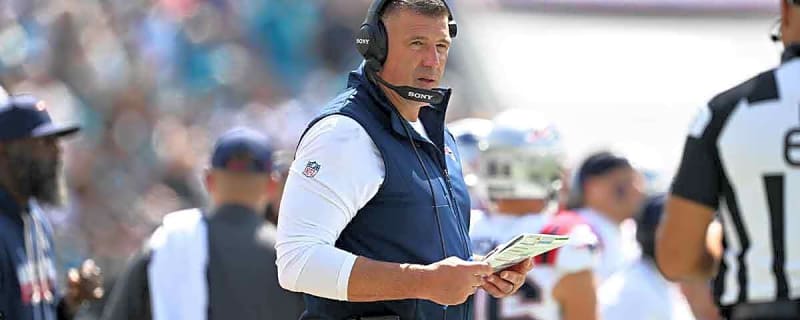 Why Patriots’ Mike Vrabel benched Morgan Moses for Caleb Lomu vs. Jaguars