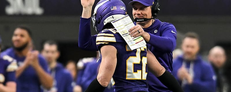 Vikings’ Kevin O’Connell teases cryptic Harrison Smith conversations