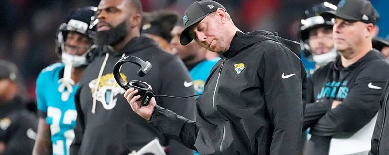 Jaguars’ Liam Coen asks himself what he’s doing after ugly Rams loss in London