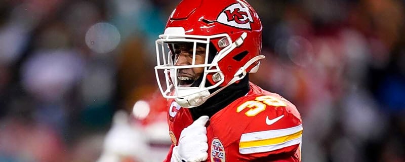 Chiefs reunite with 2-time Super Bowl champion after Trent McDuffie trade