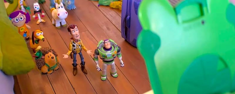 'Toy Story 5' trailer has Woody return to battle new tech