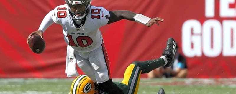 How Did Buccaneers QB Jalon Daniels Do in His First NFL Start in Week 4 vs. Packers?