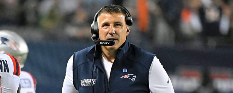 Errors and Turnover Woes Sink Patriots in 30-24 Loss to Bears