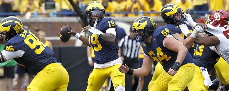 Michigan gets key injury update on Bryce Underwood protector