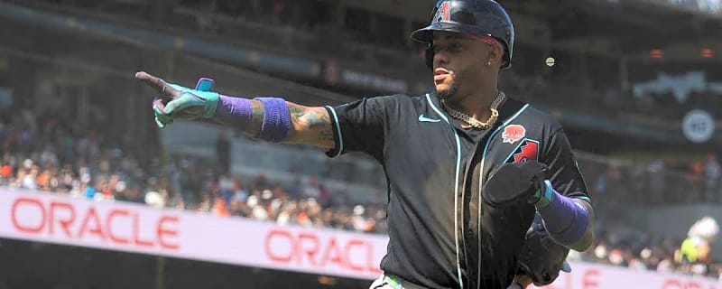 MLB Names Willson Contreras, Ketel Marte as Players of the Week