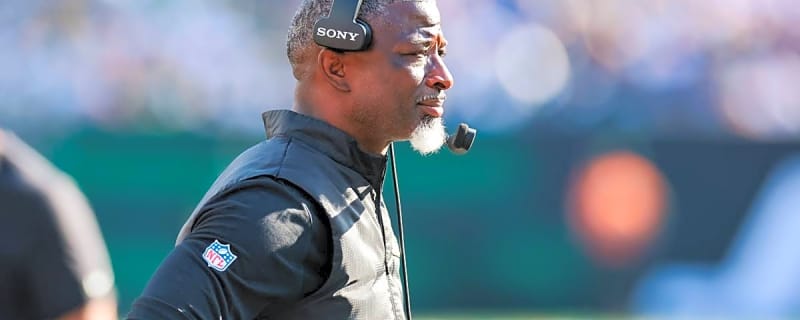 Aaron Glenn Takes Back Play-Calling for a Defense That Had Zero Interceptions