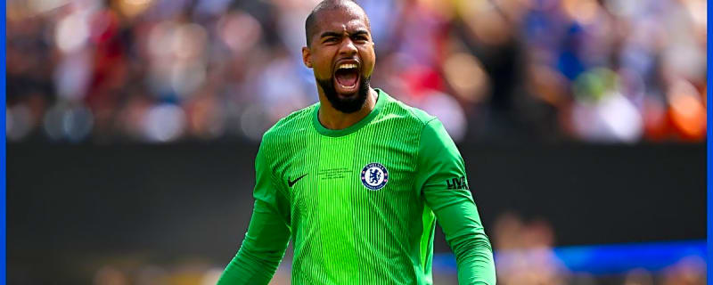 Top insider reveals how Chelsea feel about Robert Sanchez amid Donnarumma links