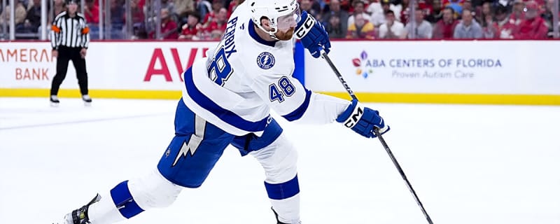 Predators land former Lightning D-man on 2-year deal