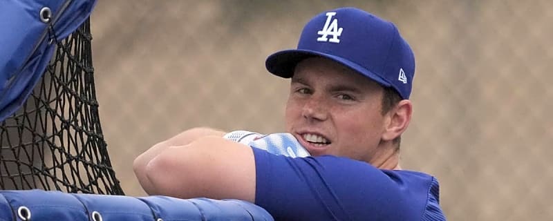 Dave Roberts Announces Will Smith News After Removal From Dodgers Lineup