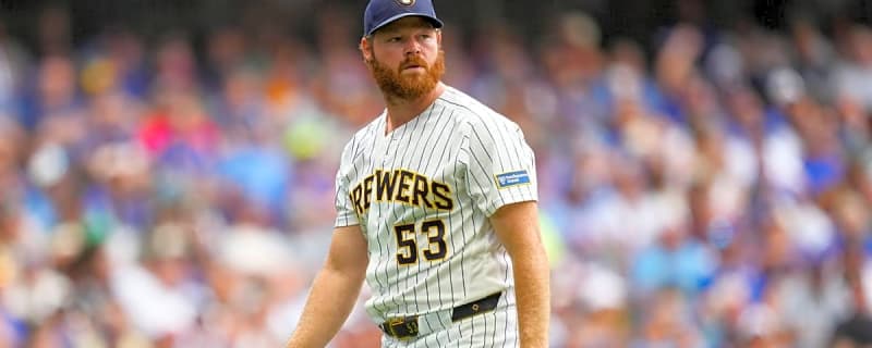 Brewers Facing Trade Decision After Unfortunate Brandon Woodruff News